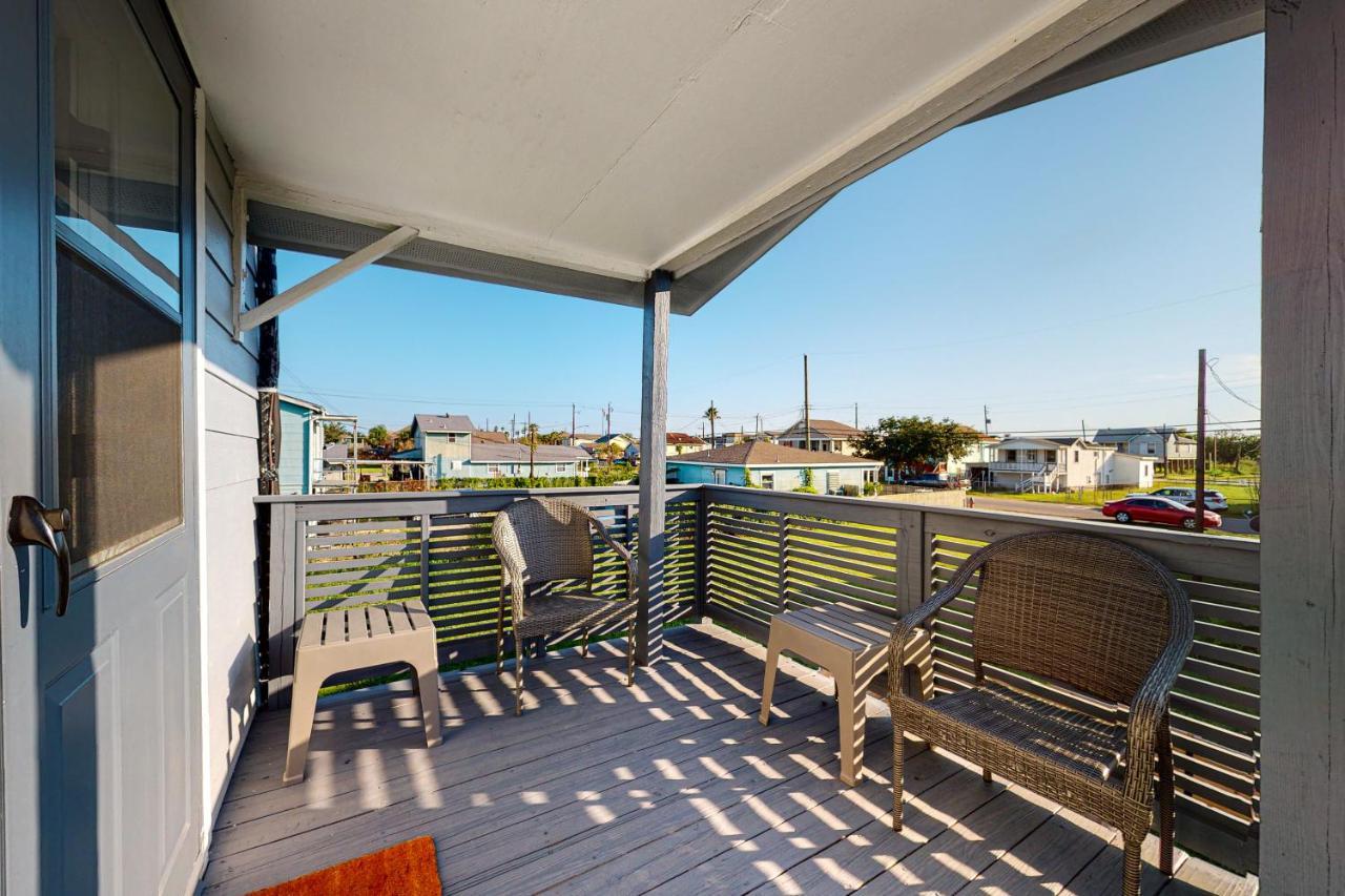 Oasis By The Bay-Upstairs Unit Villa Galveston Exteriör bild